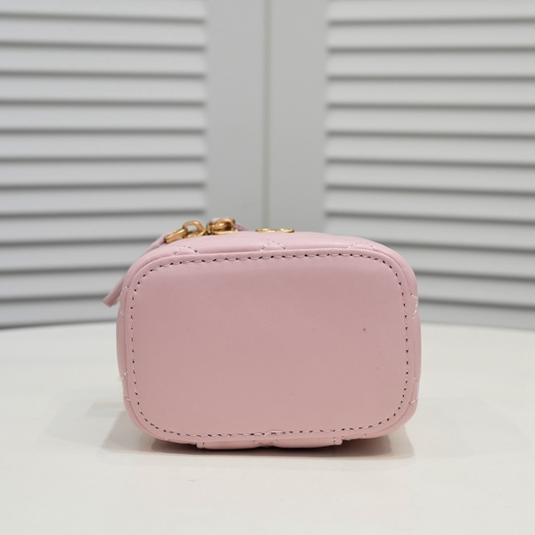 シャネルバッグ内部構造